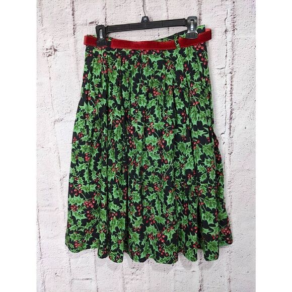 Hell Bunny Christmas Belted Skirt Holly Leaf And Berries Cotton Pleated Pockets‎ - Picture 2 of 8